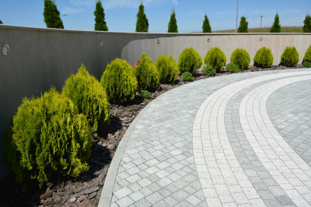  Crystal Falls, MI Driveway Pavers Pros